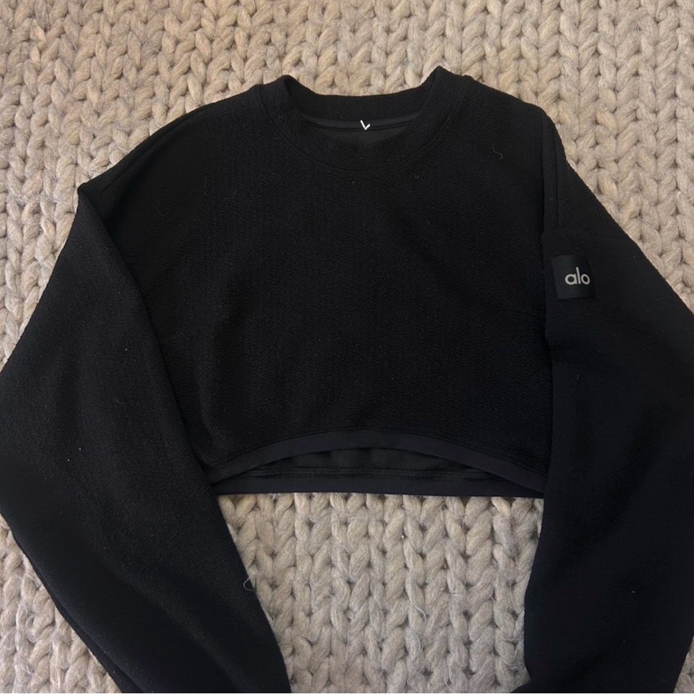 ALO Yoga Black Fleece Cropped Top